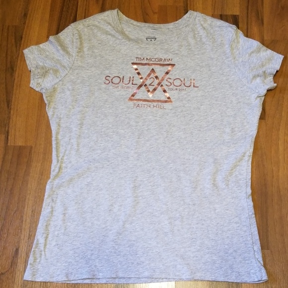 Soul 2 Soul Tops - 🔸️5/$25🔸️Tim McGraw & Faith Hill Concert Tee
